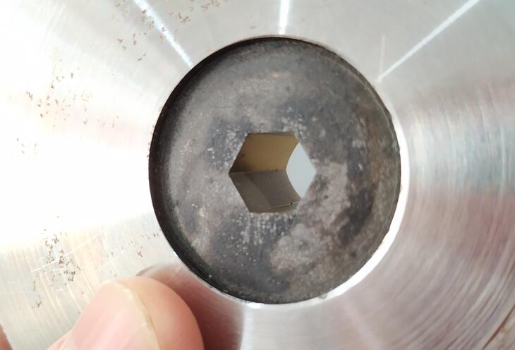 鎢鋼內(nèi)孔拋光，呼叫強(qiáng)力流體拋光機(jī)！