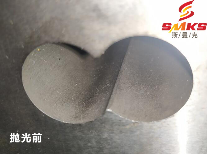 把銹跡斑斑的異形孔拋光成鏡面狀態(tài)！