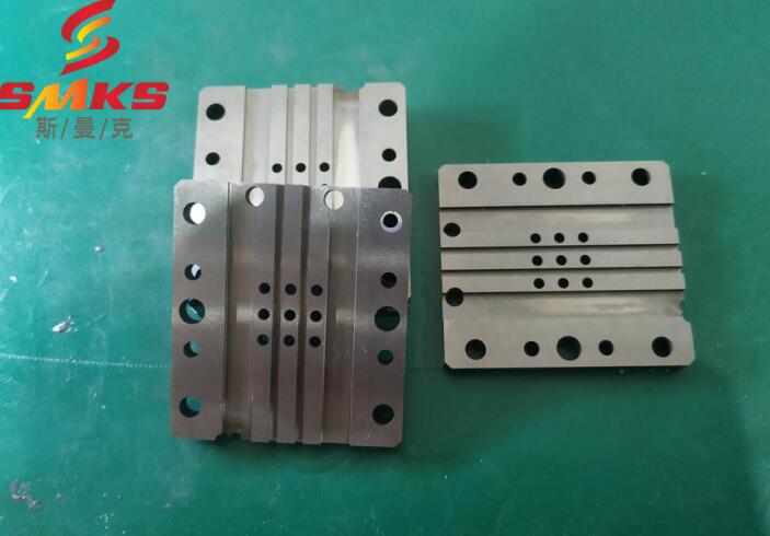 1個(gè)模具9個(gè)孔，流體拋光機(jī)5分鐘強(qiáng)力研磨拋光