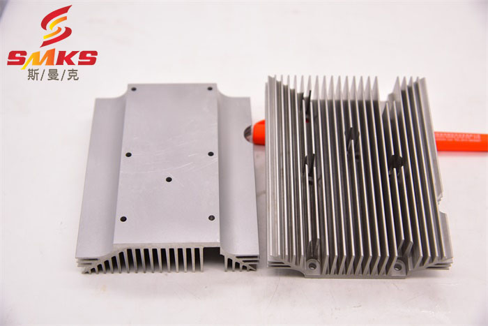 磨粒流微孔拋光機：異型孔、微孔、彎曲孔內壁